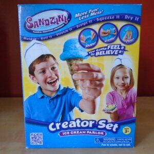 NWT Sandzini Ice Cream Parlor Creator Set